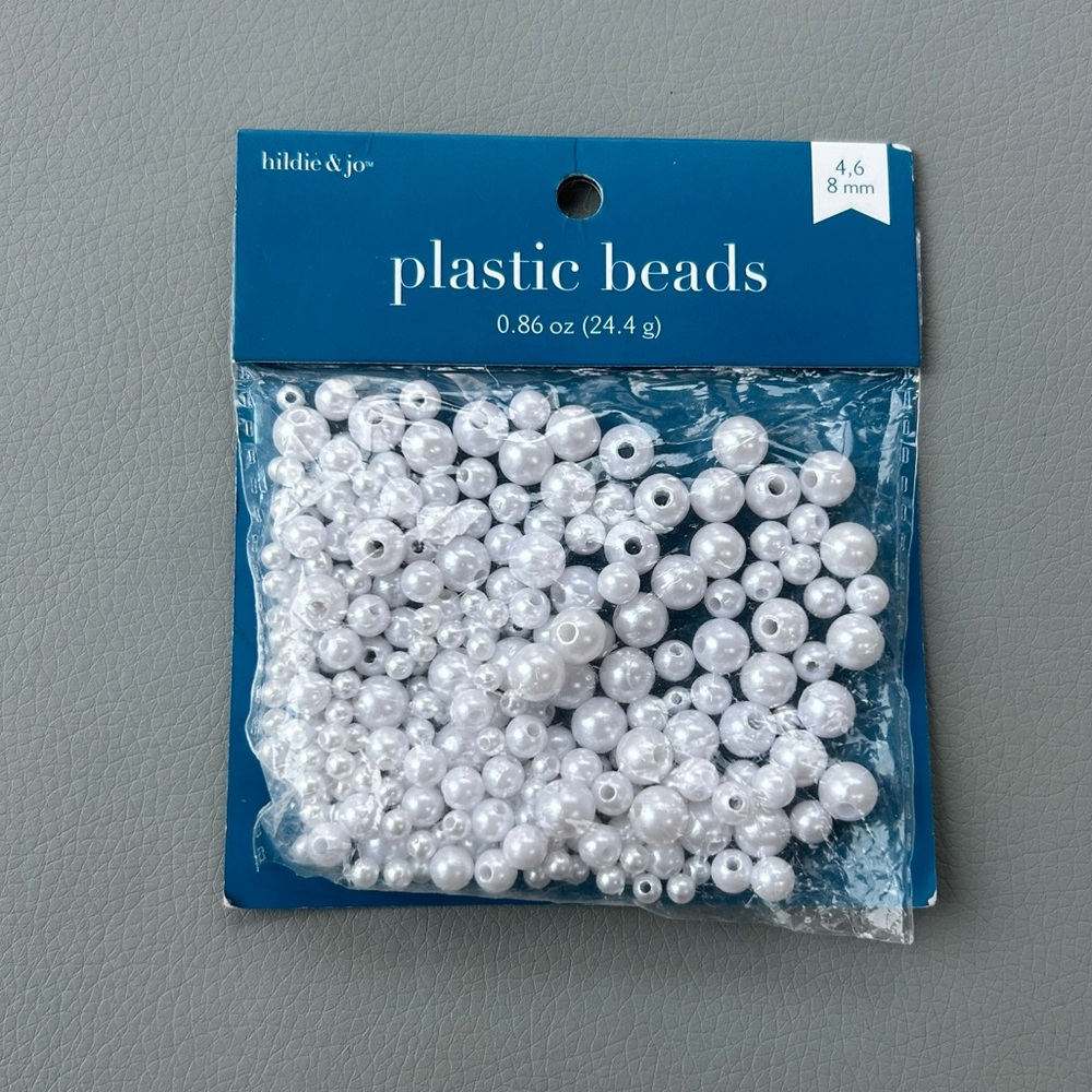 NWT - Hildie & Jo White Plastic Faux Pearl Beads Multi Size